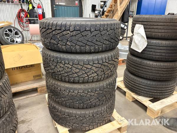 Vinterdäck Nokian Hakkapelitta C3 215/65R16 4st