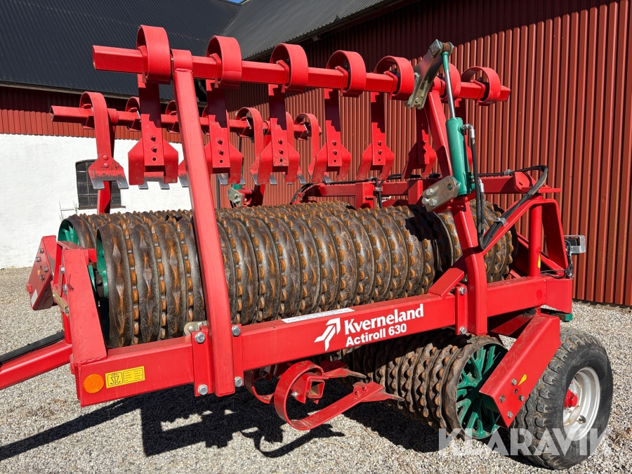 Vält Kverneland Actiroll 630 med krossbord