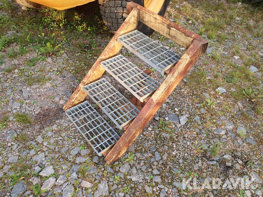 Trappa 4 stegs Stål & galvad