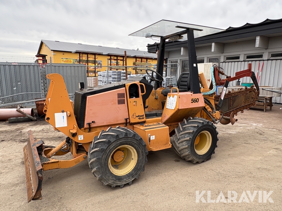 Kedjegrävare Case 560
