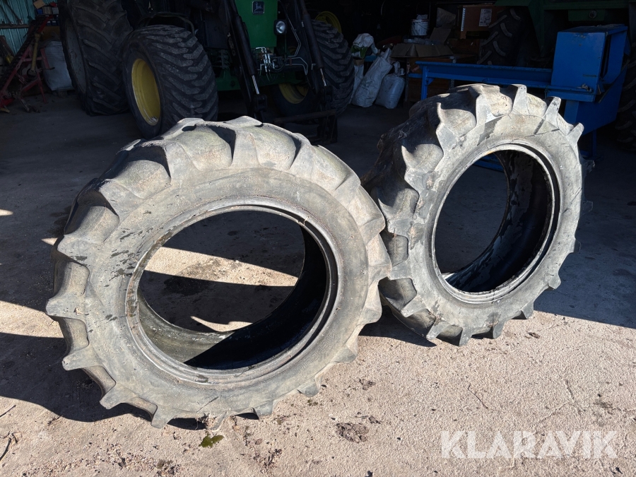 Traktordäck Michelin 12.4R24 2st