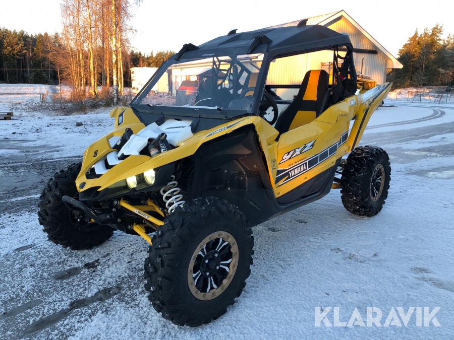 Side by side UTV Yamaha YXZ 1000 R