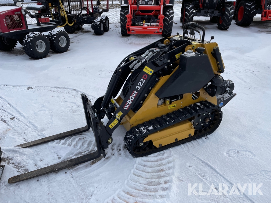 Redskapsbärare Rayco Boxer 322D banddrift med redskap