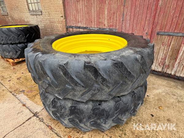 Kompletta bakhjul Good Year Super Traction Radial 520/85 R46