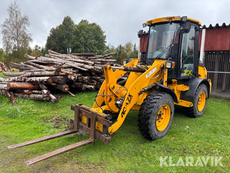 Hjullastare JCB 408 ZX med redskap