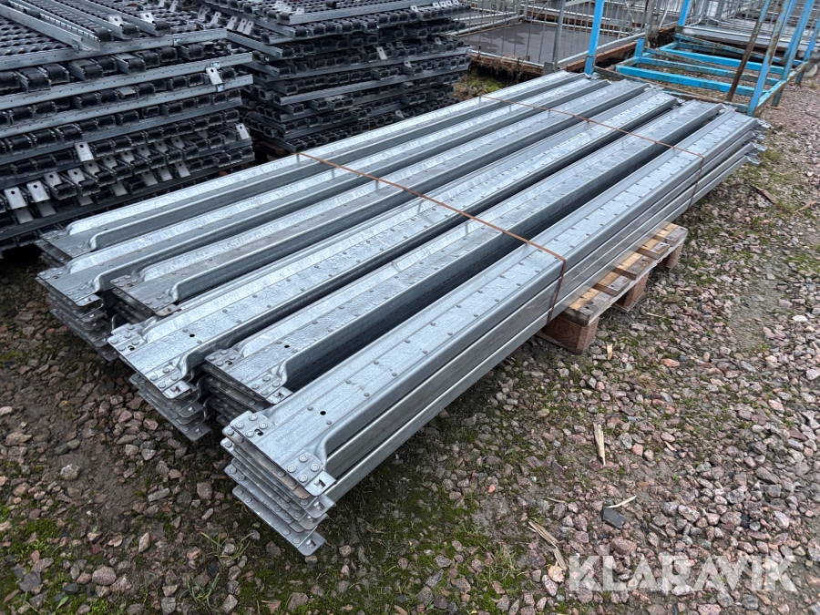 Balkar Constructor R83 Silverline 42st