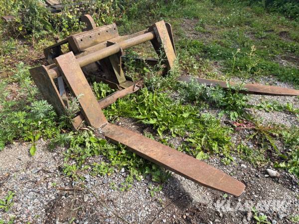 Pallgafflar med fäste B20