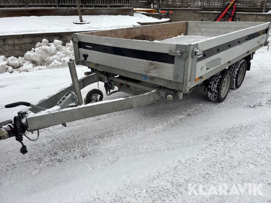 Personbilssläp Brenderup TT5325A med tipp och ramper