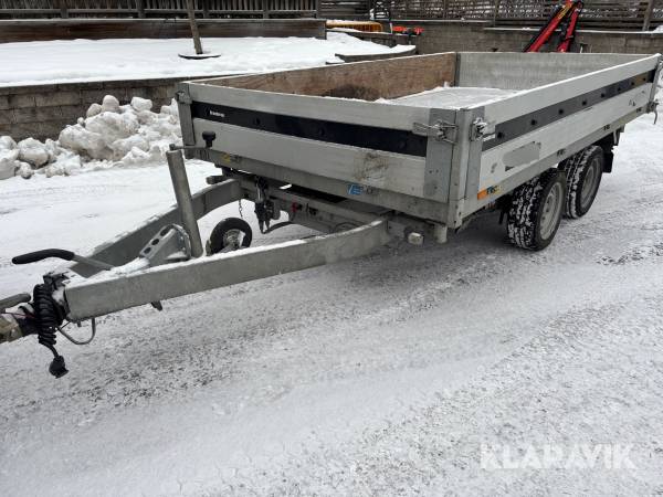 Personbilssläp Brenderup TT5325A med tipp och ramper