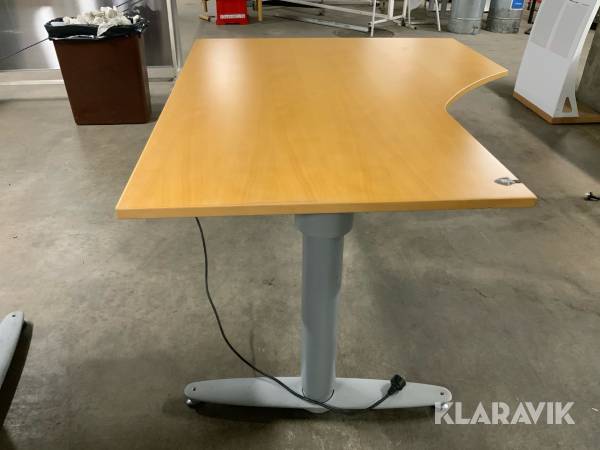 Skrivbord höj och sänkbar Kinnarps