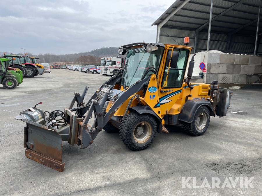 Redskapsbärare Wille 355B plog & spridare