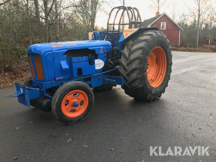 Traktorpulling Chassi med trimmad motor Ford Major Mover