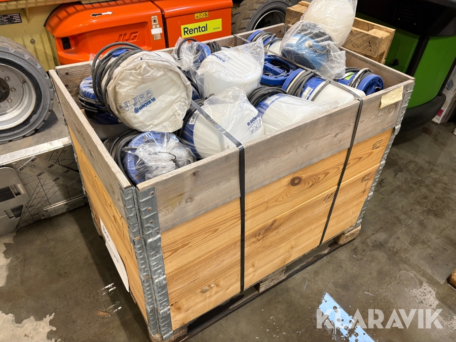 Parti med Bojlampor Mberg