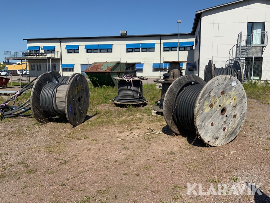 Kabeltrummor med kabel