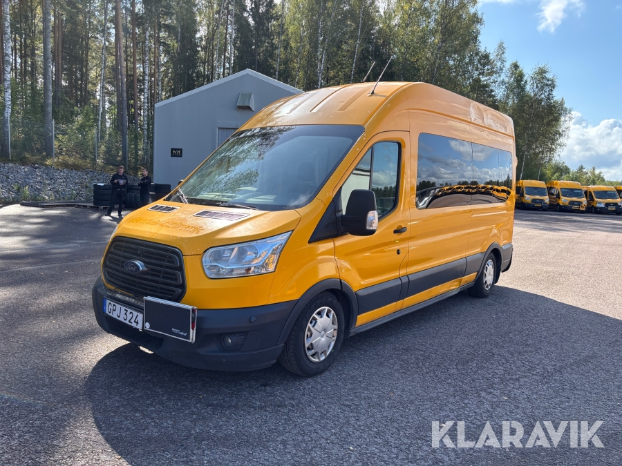 Buss Ford Transit