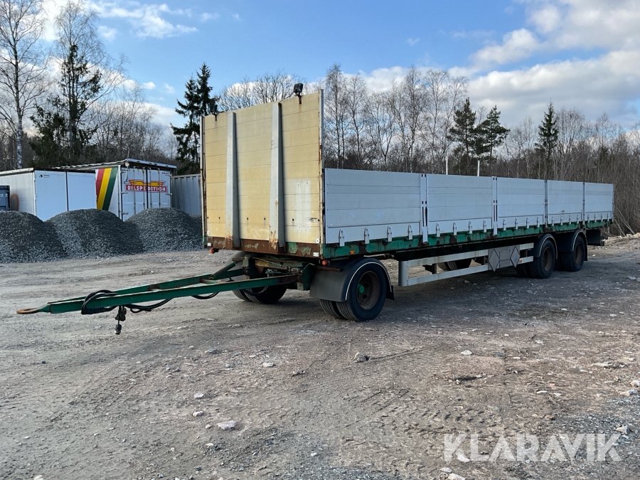Släp Kilafors SLB3P 30 110 med lastväxklarflak i botten
