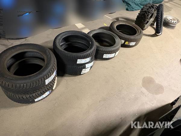 Blandade däck Goodyear och Nokian