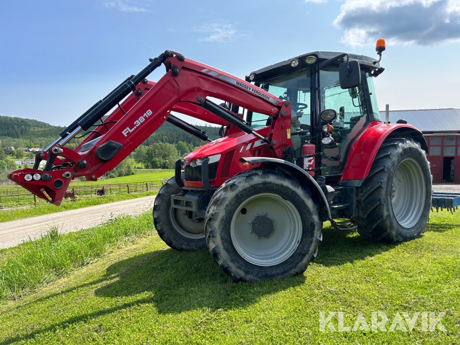 Traktor Massey Ferguson 5610 Dyna-4 med lastare
