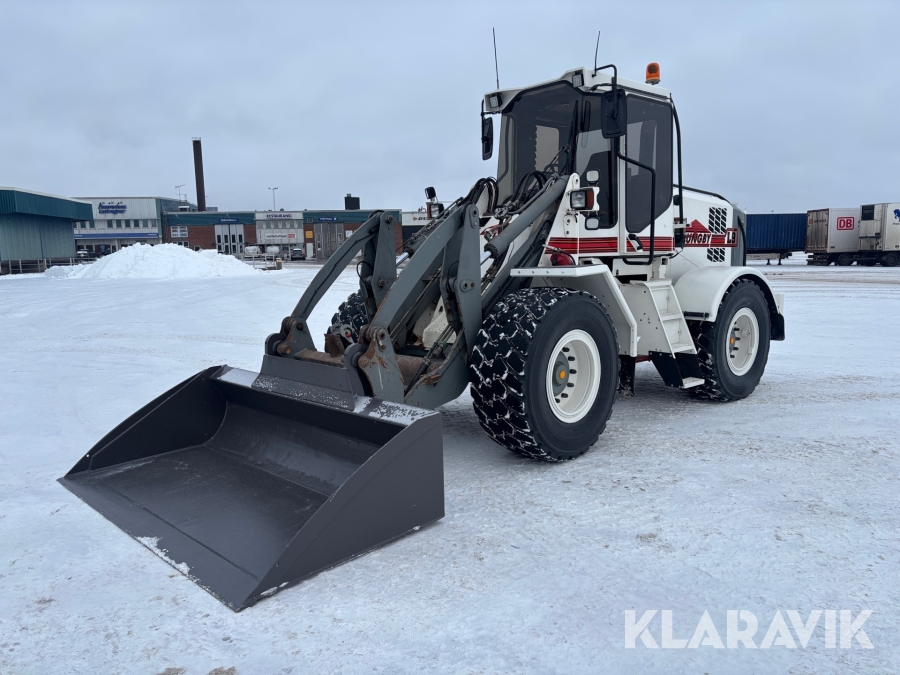 Hjullastare Ljungby Maskin L9 med skopa och pallgafflar