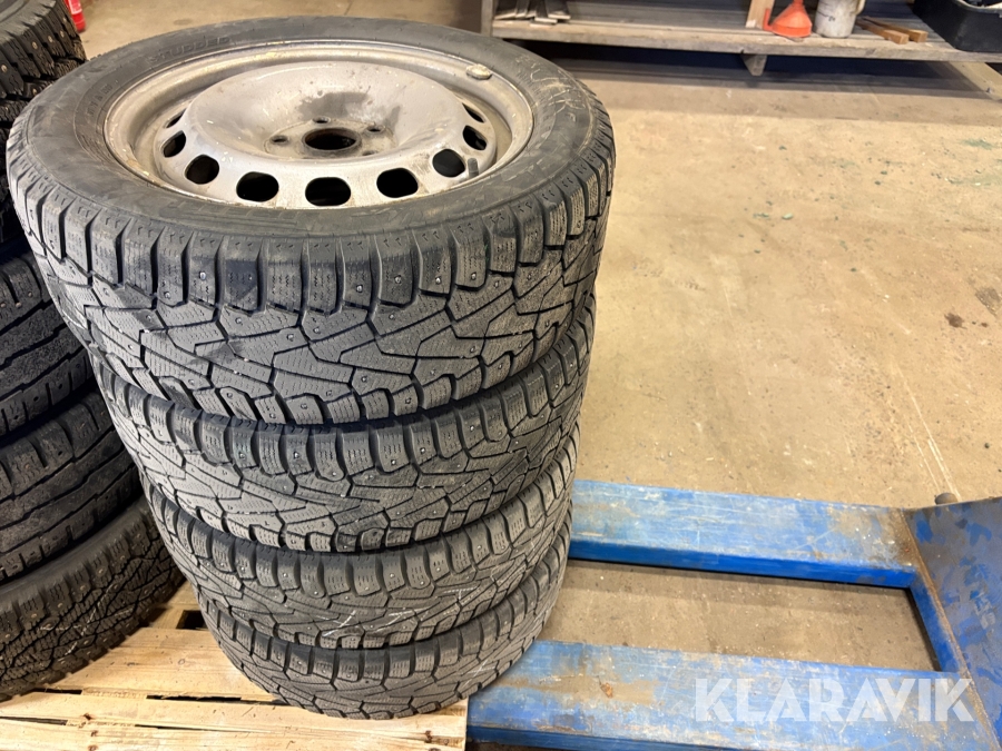 Vinterhjul 205/55R16 Pirelli Volkswagen Caddy 4 st