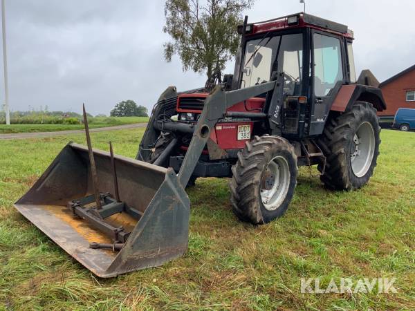 Traktor Case International 745XL