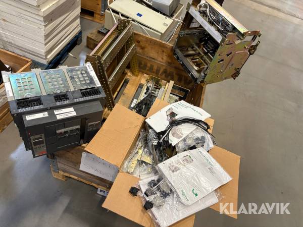 Reservkraftsomkopplare Masterpact NW10 N1