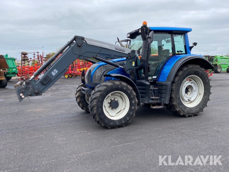 Traktor Valtra N122 Direct med lastare