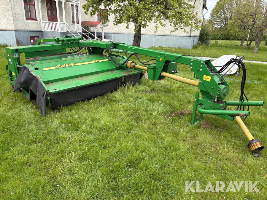 Slåtterkross John Deere 1365 med matta