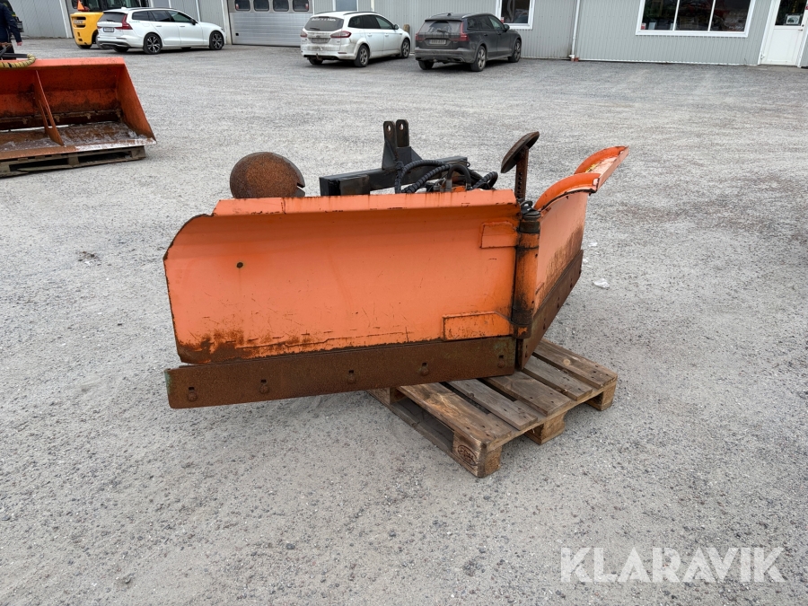 Vikplog Pronar PUV-2600