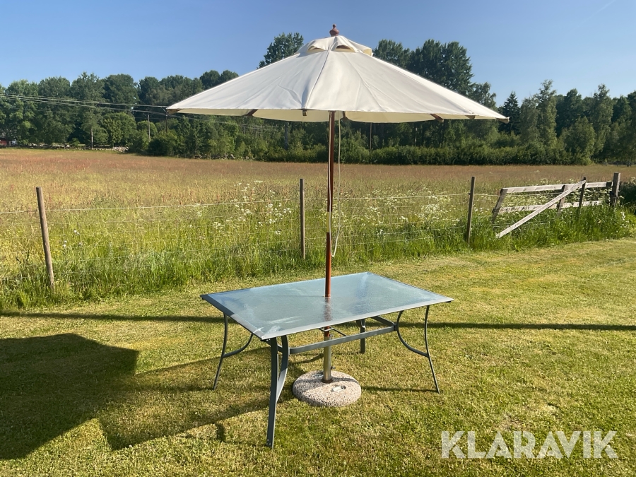 Trädgårdbord med parasoll