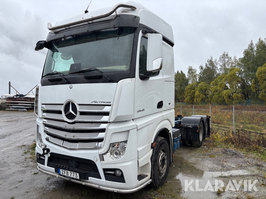 Lastbil Mercedes Actros 2545