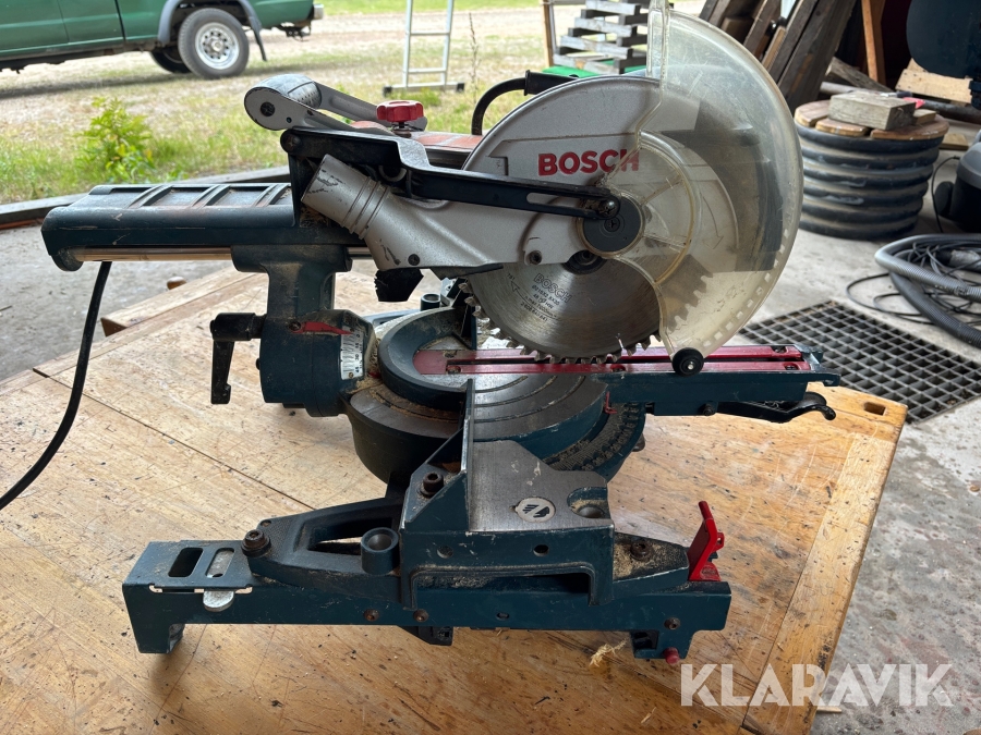 Byggsåg Bosch GCM 8S