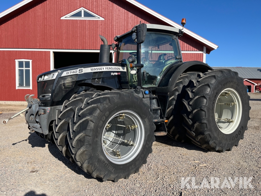 Traktor Massey Ferguson 8740 S Dyna VT