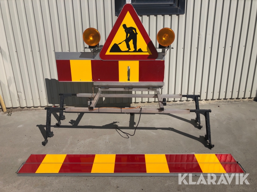 Varningsskylt med blixtljus  Linak M 30.S-24-02 Med Elkolv 