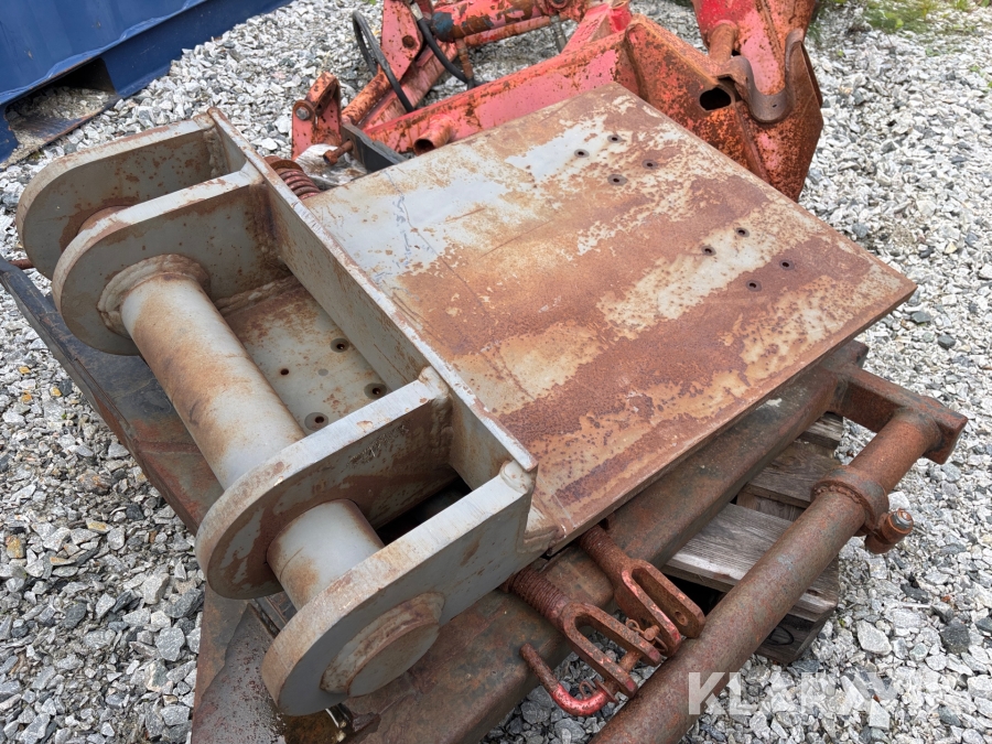 Redskapsfäste grävmaskin B30