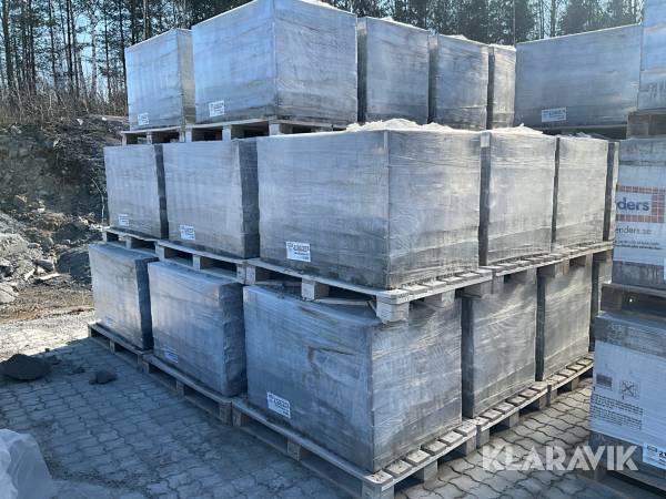 Betongmarkplatta 10st pallar Benders Siena Slät Fasad 350x350x80mm Grå