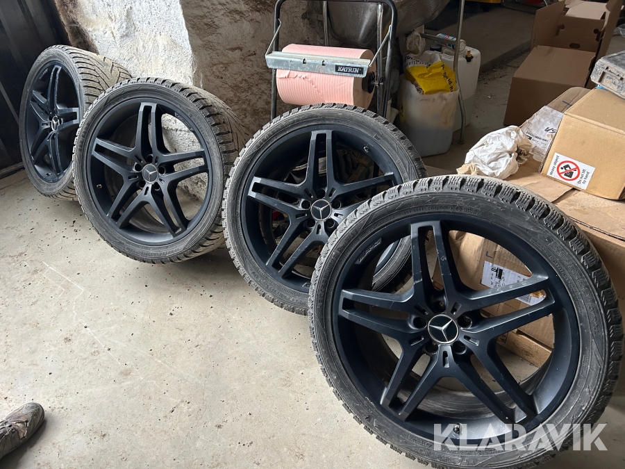 Dubbfria vinterdäck 295/35R21