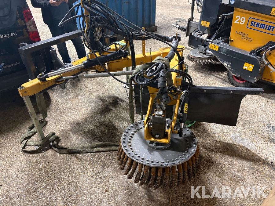 Ogräsborste Broddson Fighter 700