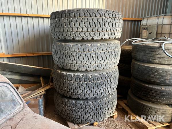 Lastmaskinsdäck med fälg Bridgestone 20.5R25 4st