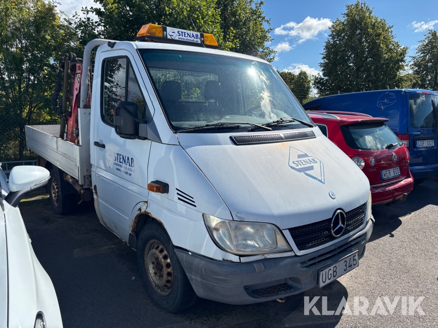 Kranbil Mercedes-Benz 211 CDI