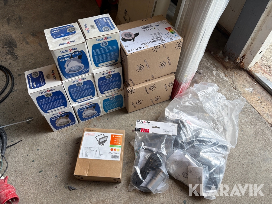 Parti med spotlights och 1 sensor lampa Hidealite / Norlys