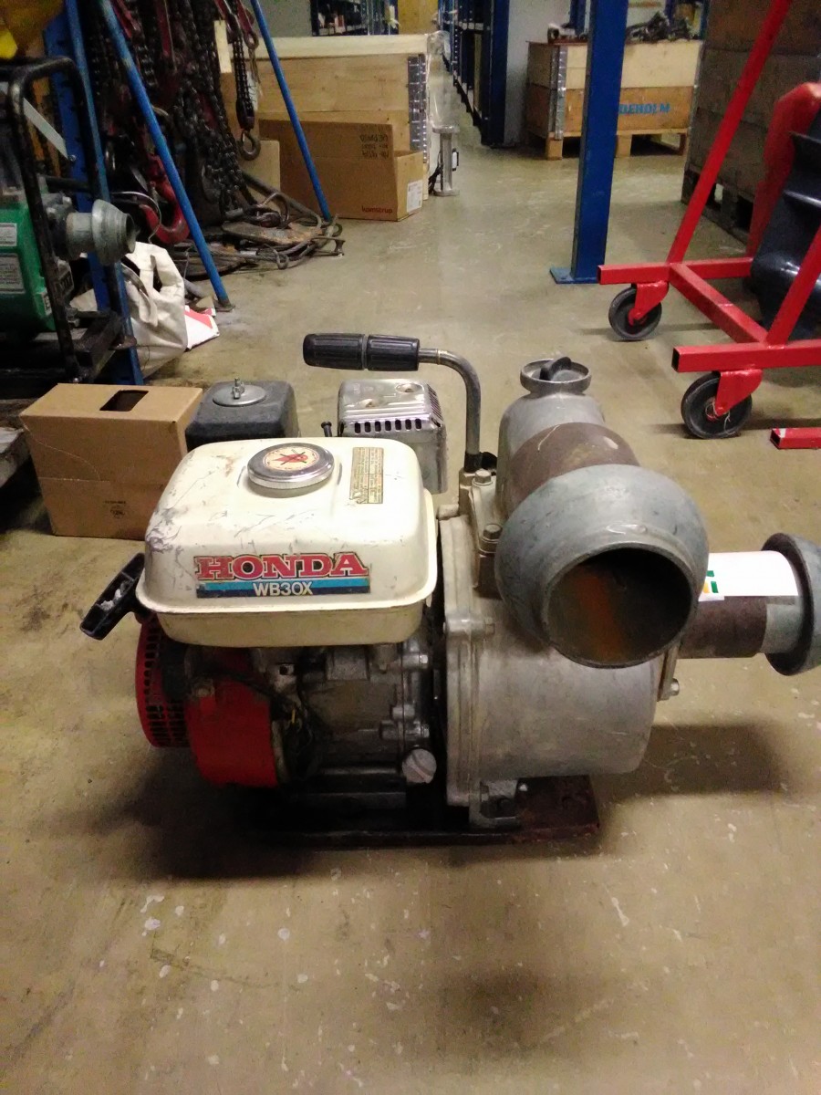 Vattenpump Bensindriven