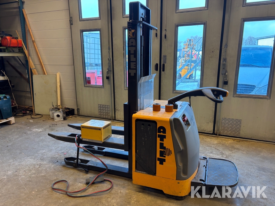 Ståstaplare Atlet TS/120Stp240 1200kg / 2400mm