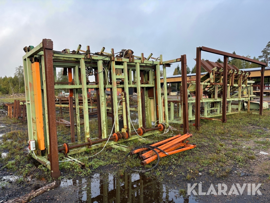 Ströläggare med matartransportör