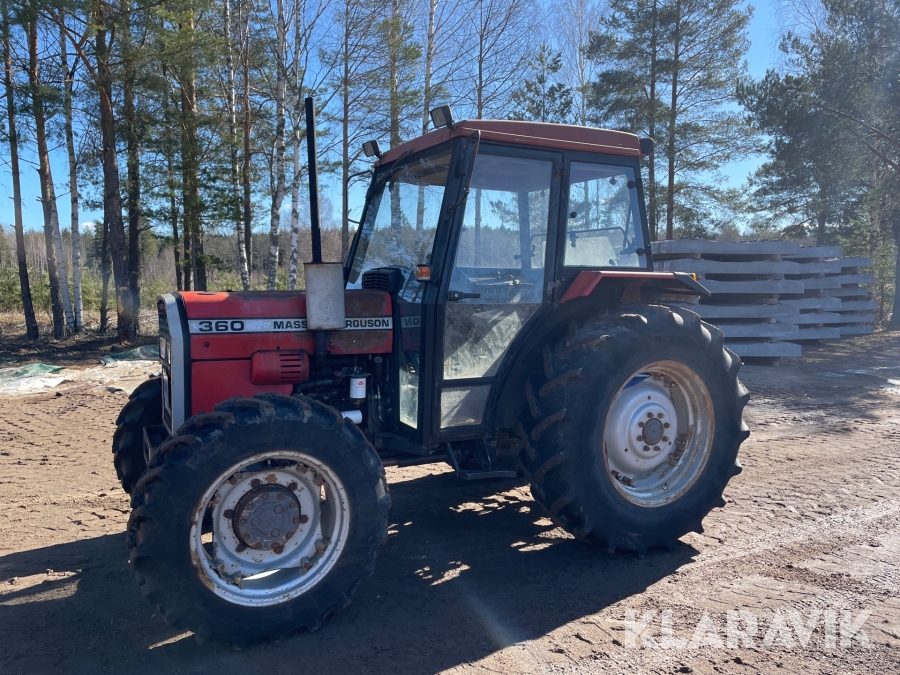 Traktor Massey Ferguson 360 4WD