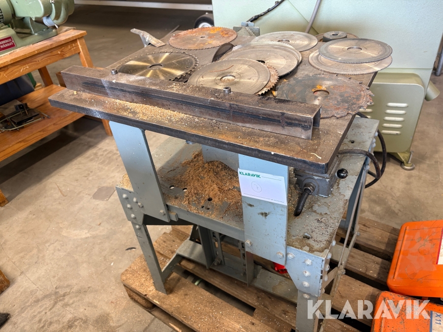 Metallsåg med kapskivor