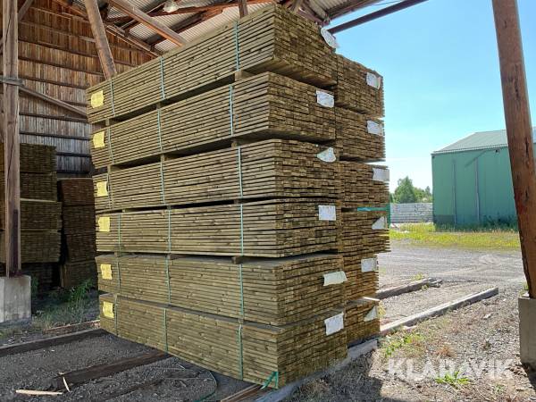 Parti med Tryckimpregnerad trall 28x120