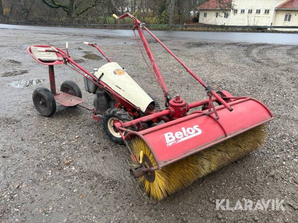 Redskapsbärare Belos IL-222