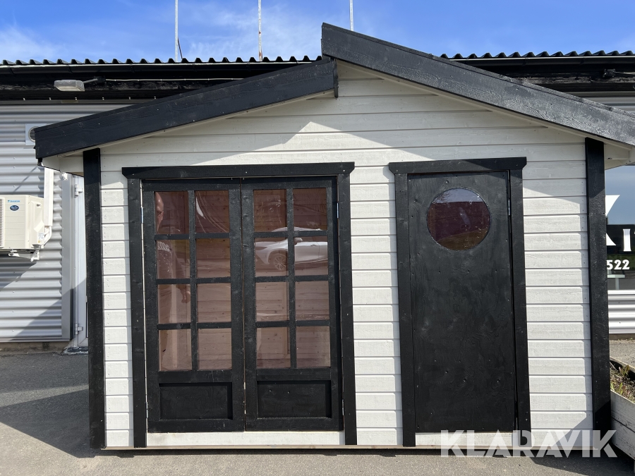 Färdigbyggd lekstuga