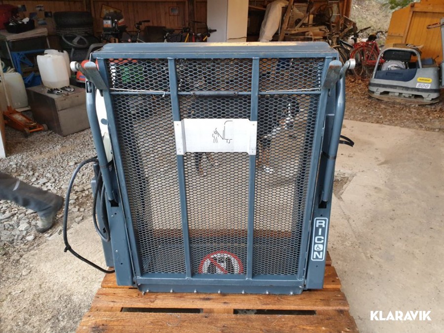 Handikapplift Ricon S1200 